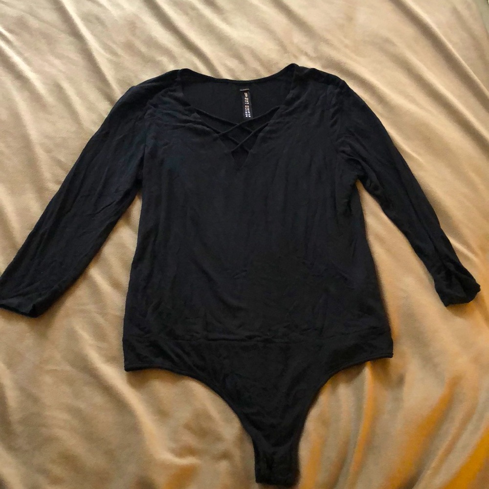 Design Lab V Neck Bodysuit - Large